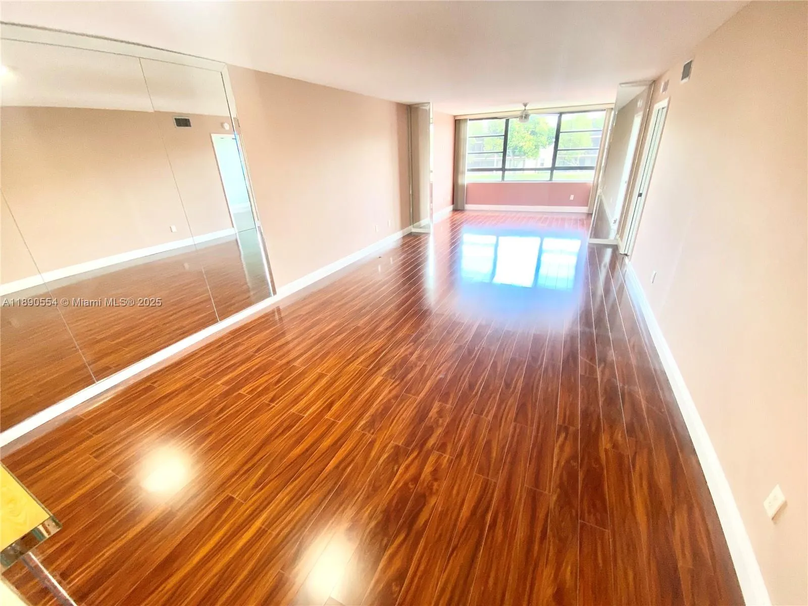 10540 E Clairmont Cir, #205