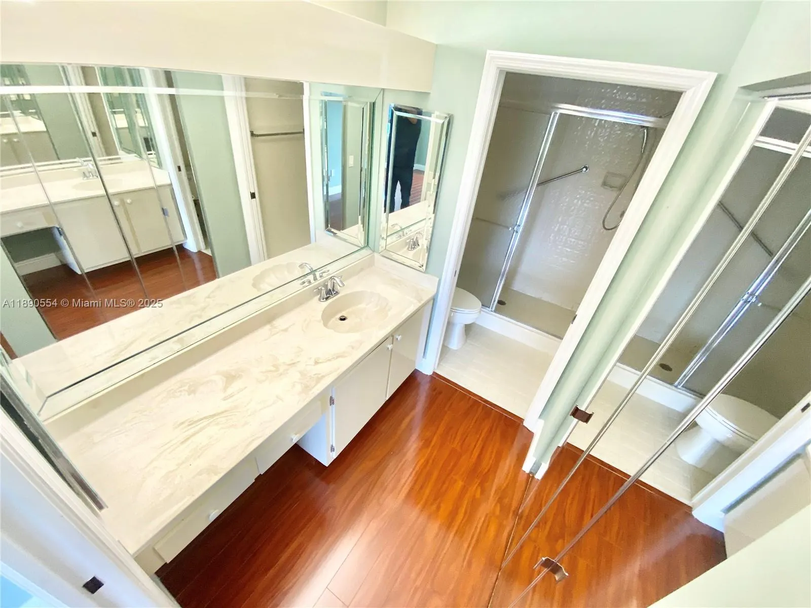 10540 E Clairmont Cir, #205