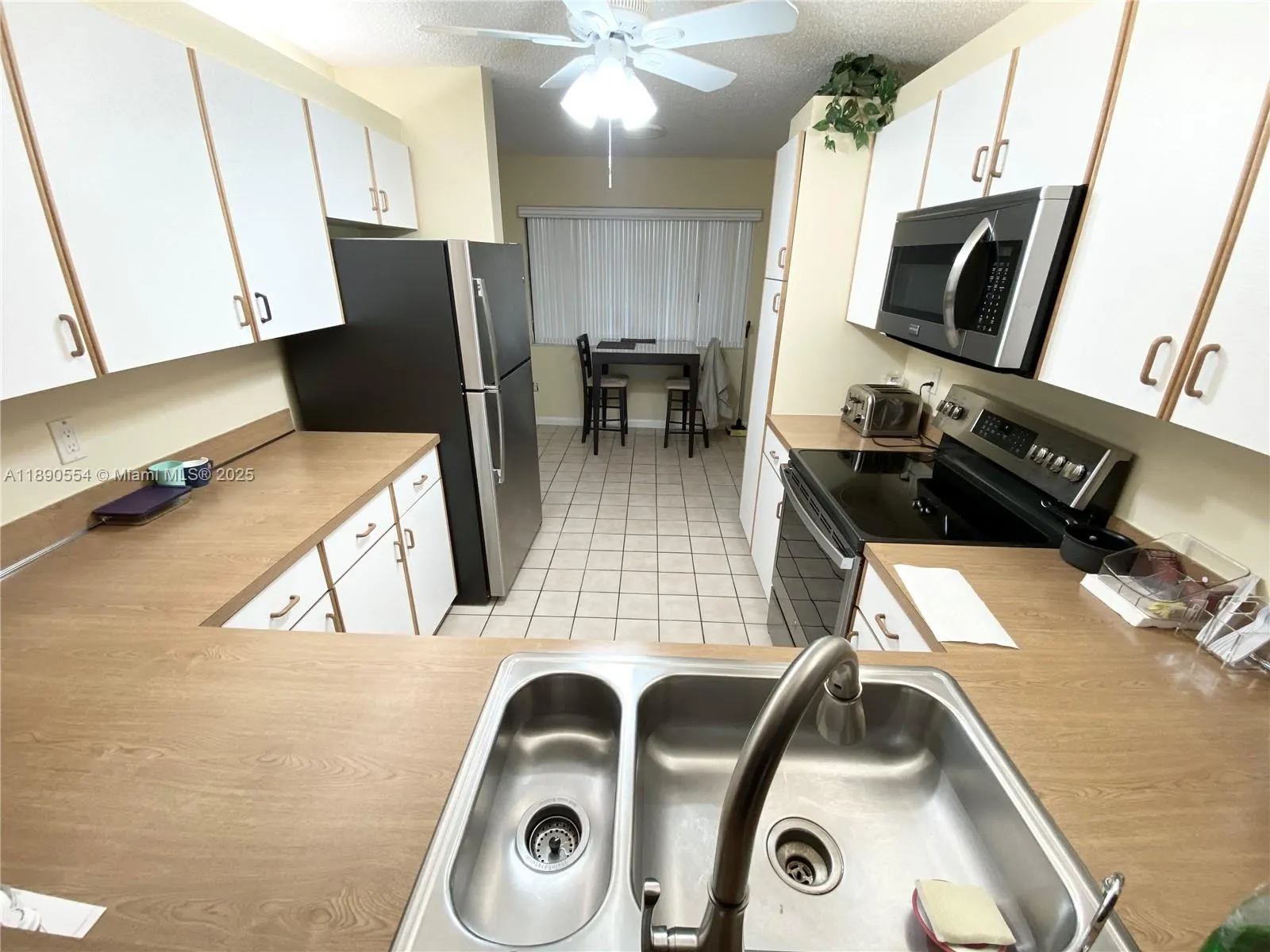 10540 E Clairmont Cir, #205