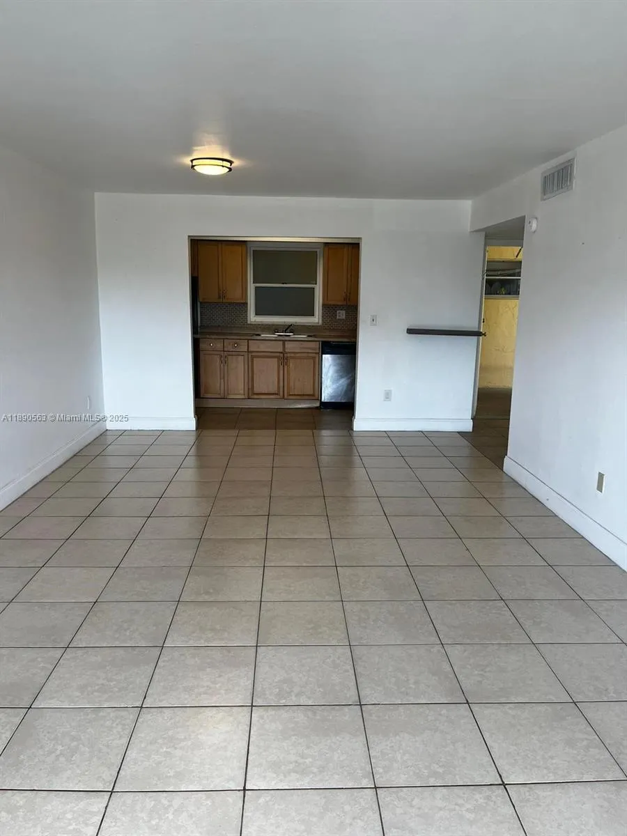 7410 SW 82nd St, #K411