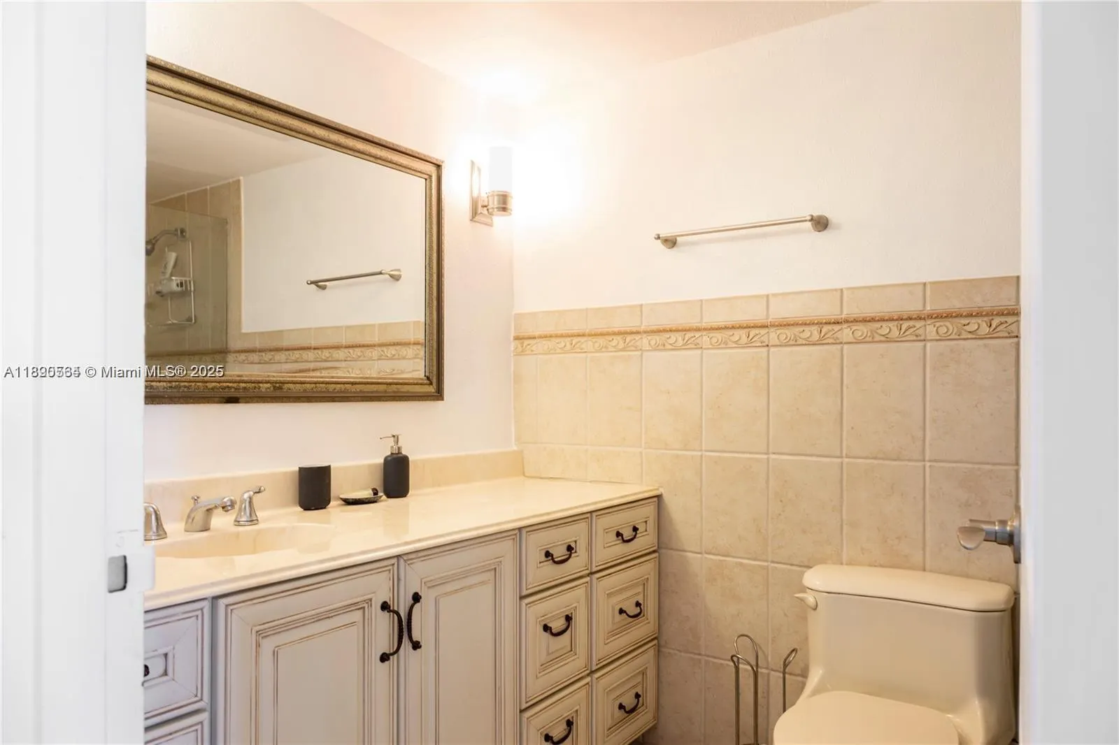5401 NE Collins Ave, #1111