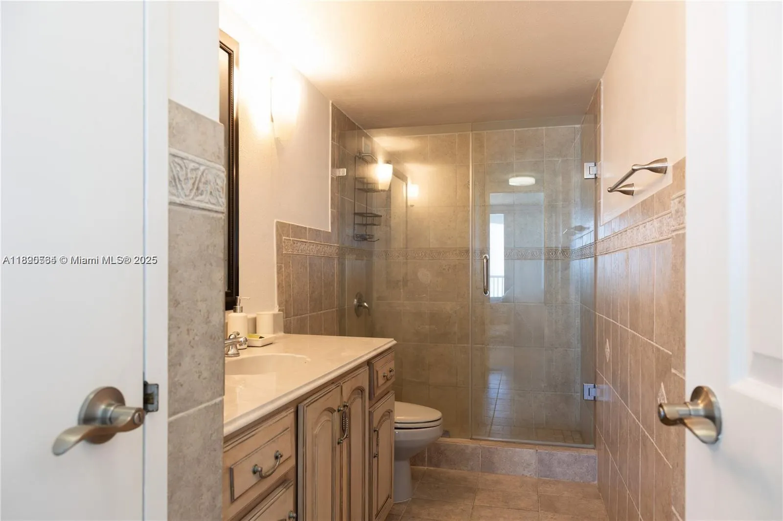 5401 NE Collins Ave, #1111