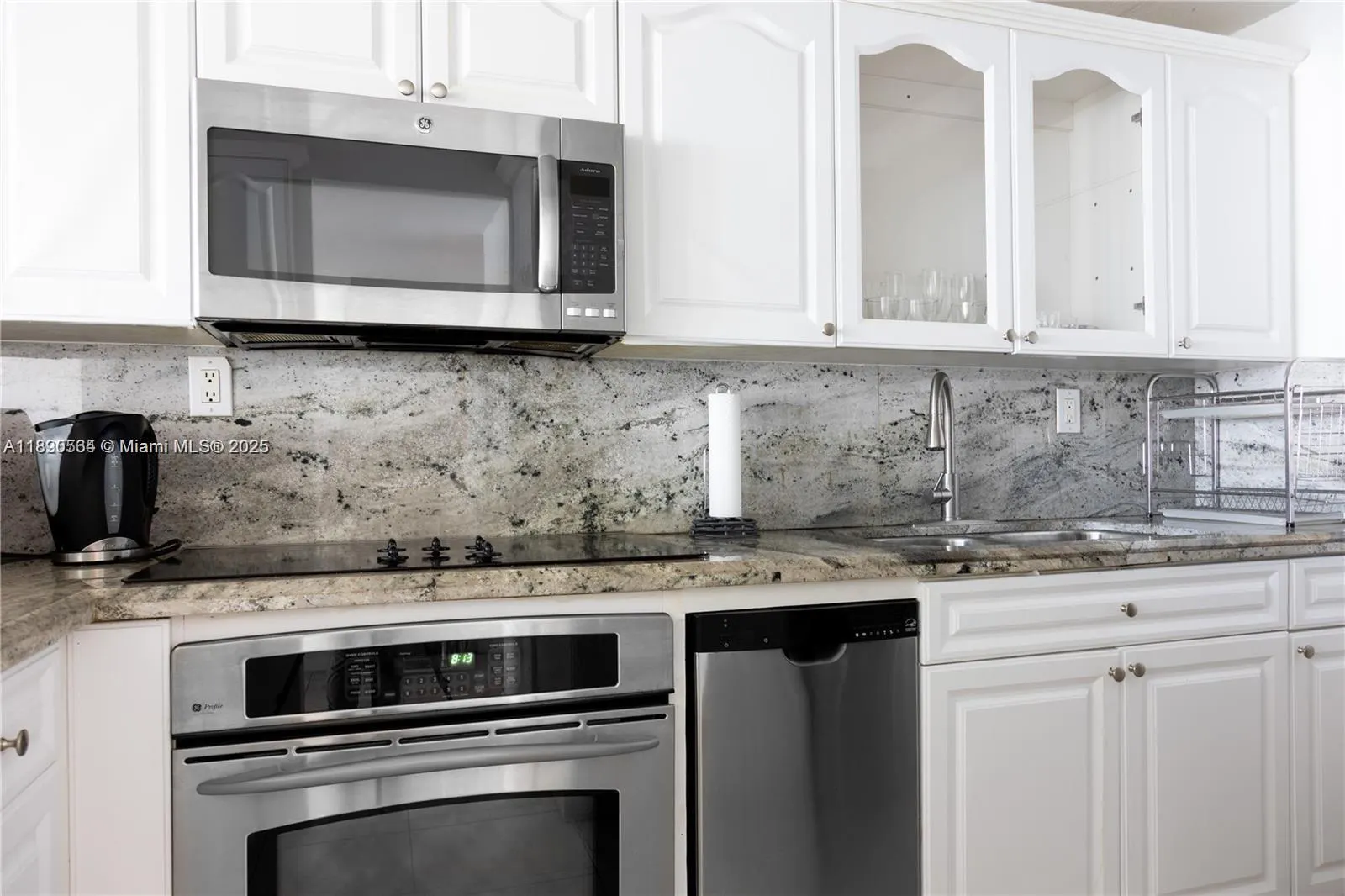 5401 NE Collins Ave, #1111