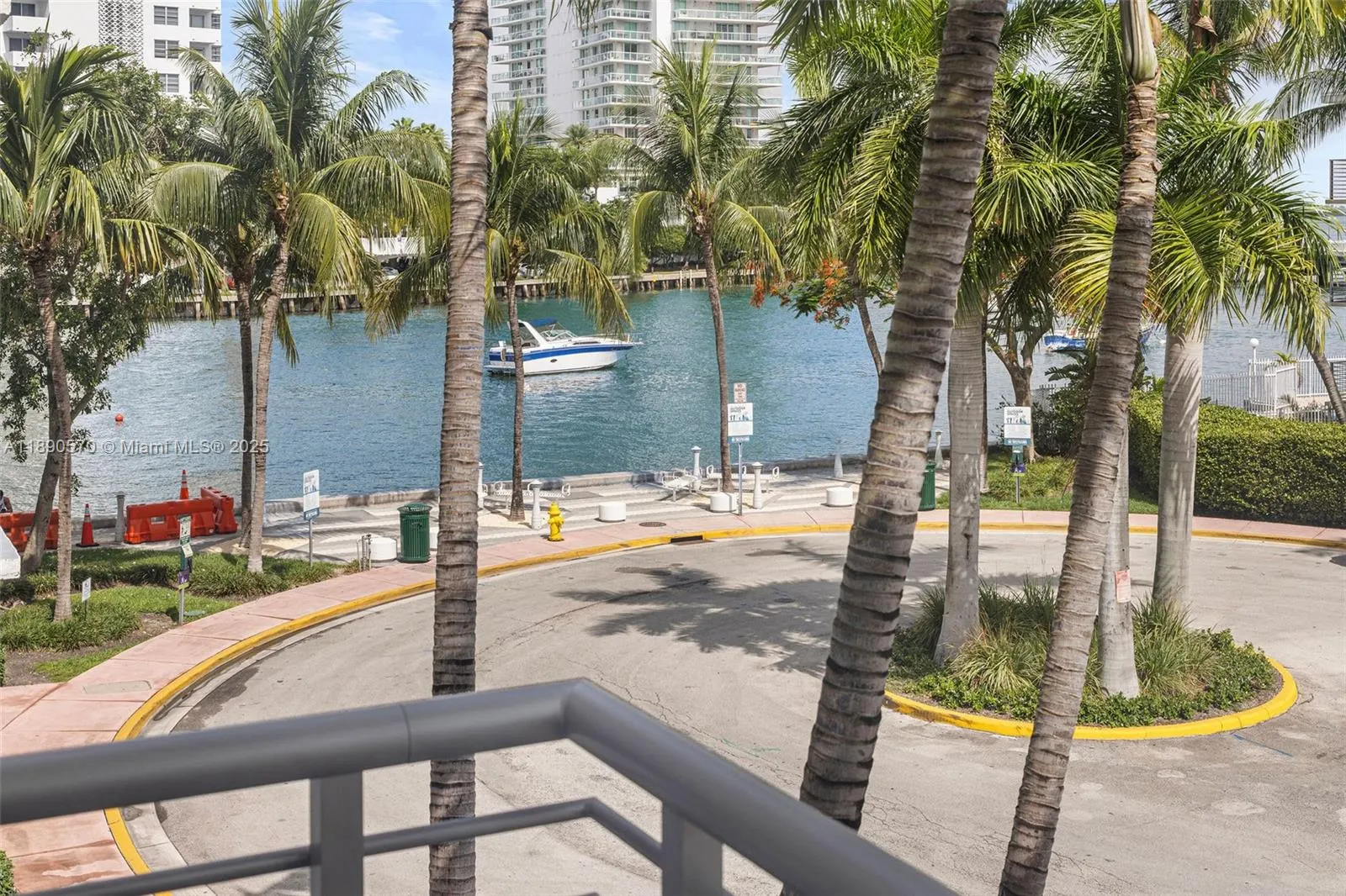 1450 Lincoln Rd, #304