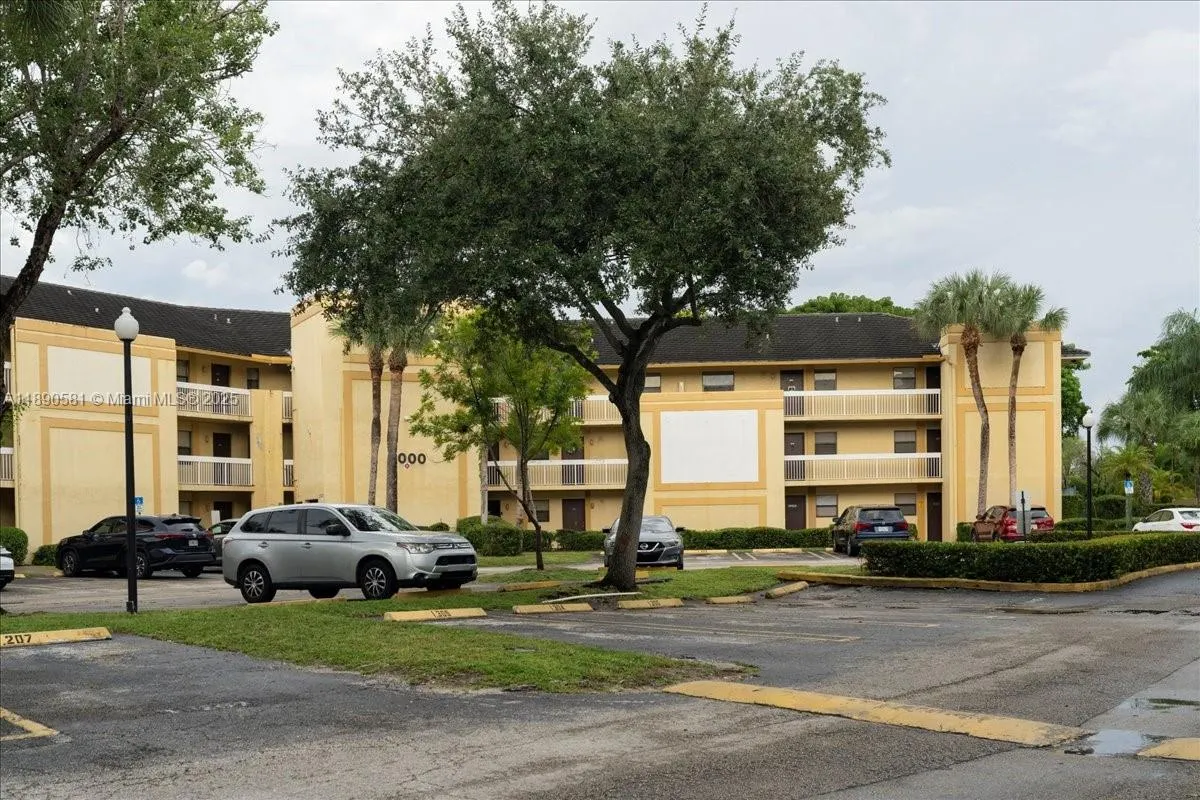 9044 NW 28th dr, #3-107