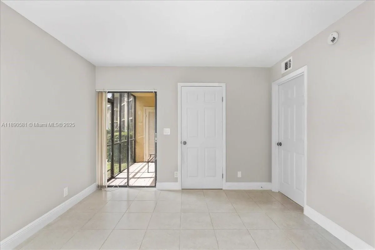 9044 NW 28th dr, #3-107
