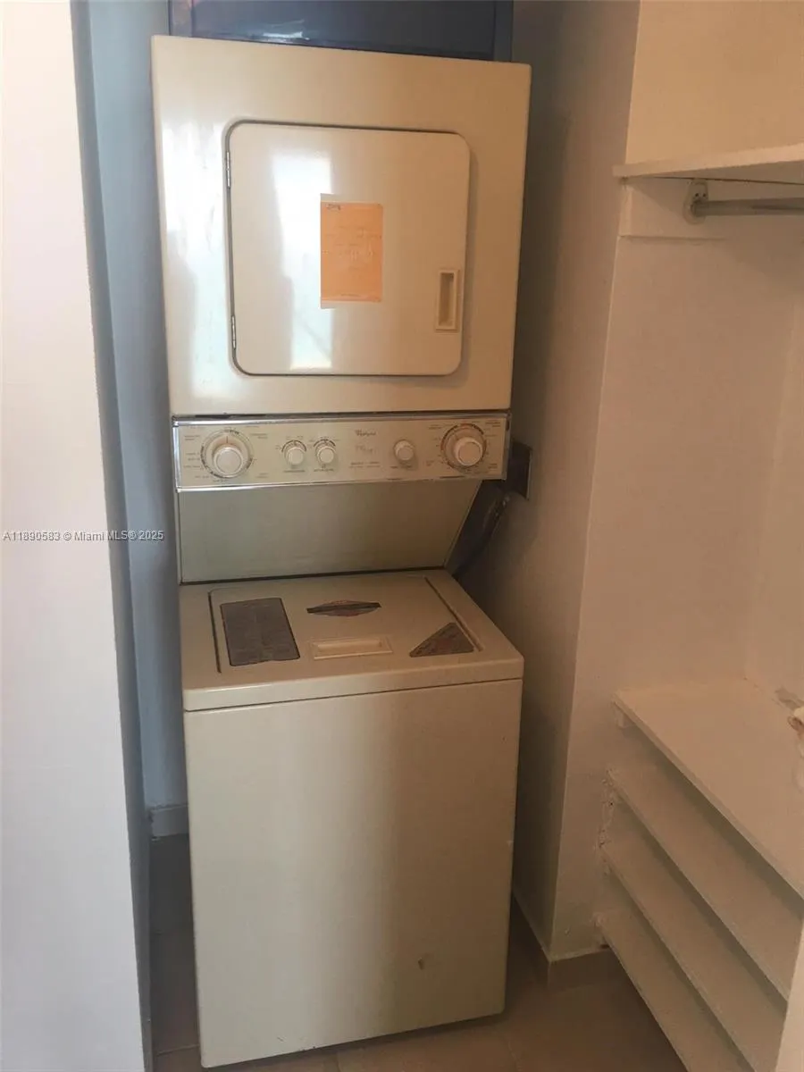 5401 E Collins Ave, #1530