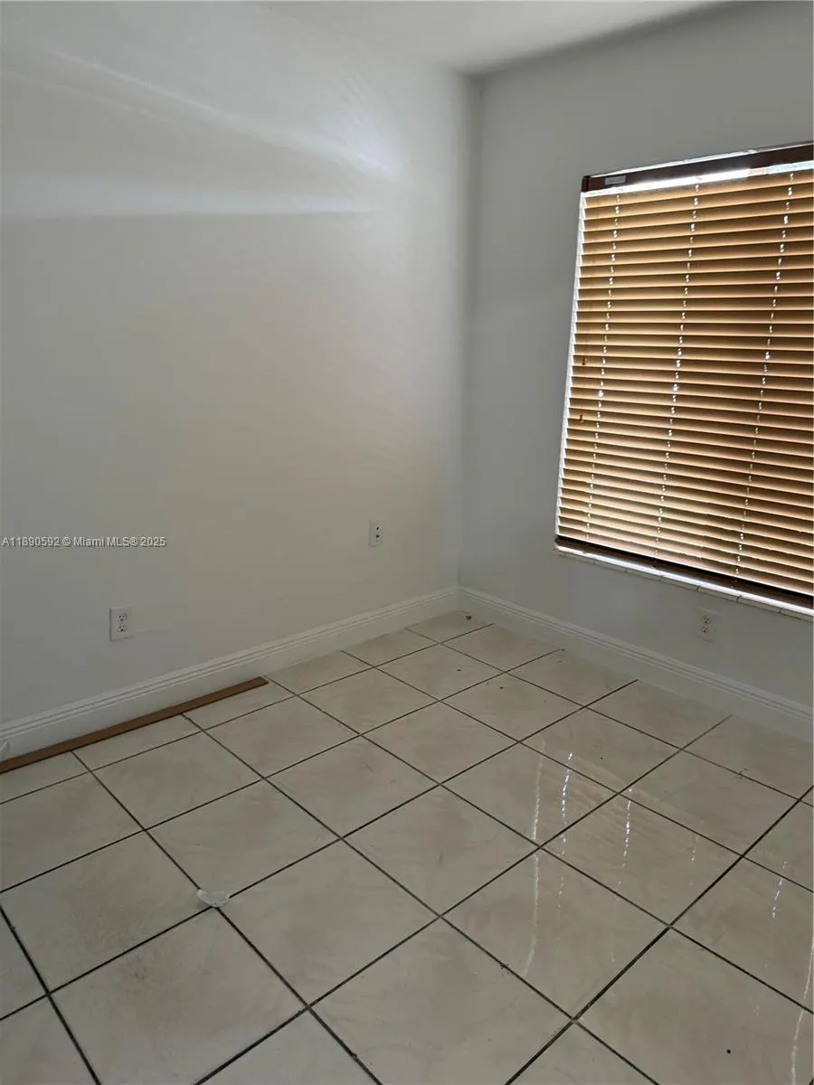 13030 SW 49th Ter
