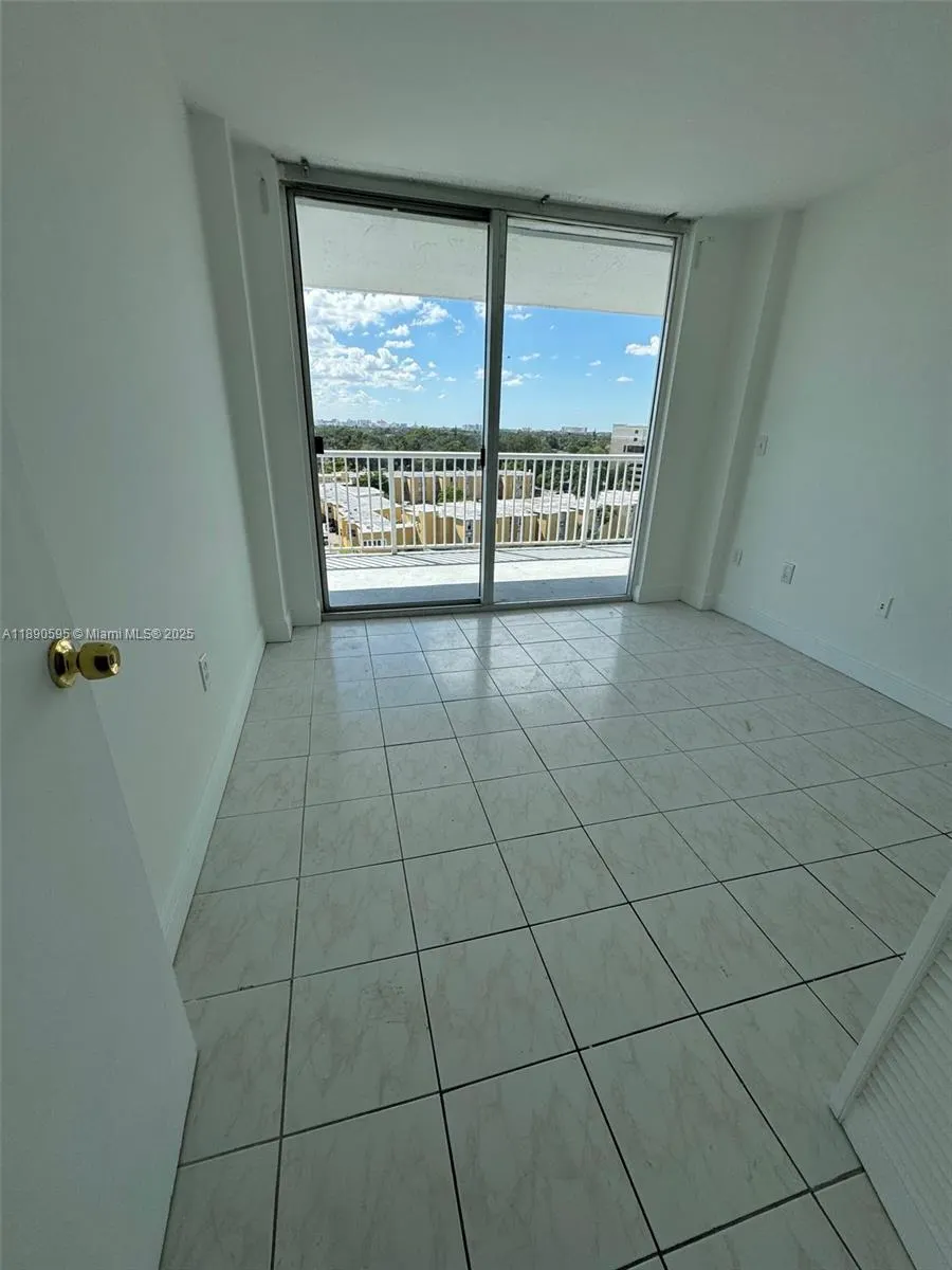 1800 NW 24th Ave, #901