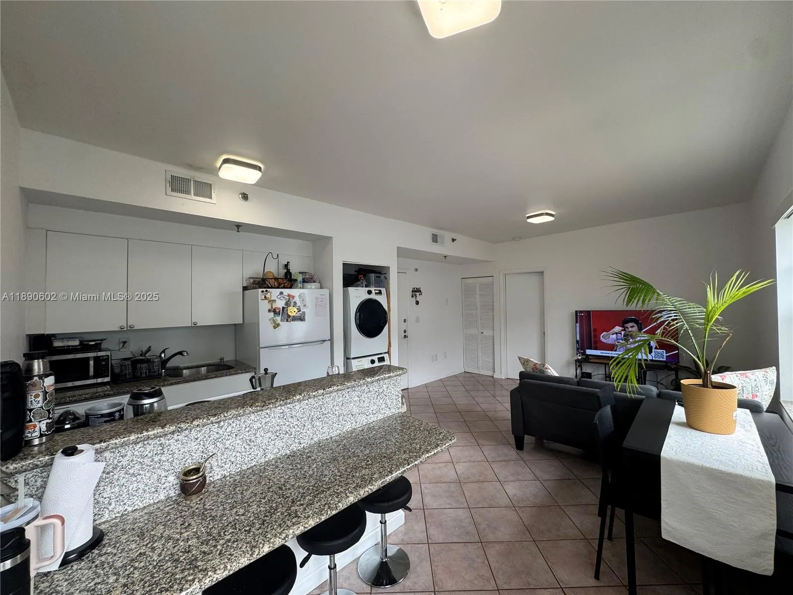 1255 Pennsylvania Ave, #307