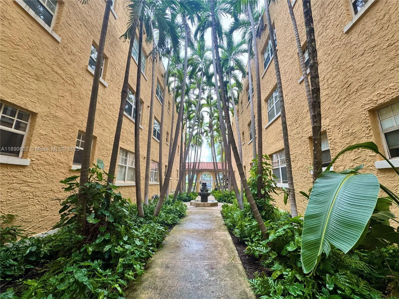 1255 Pennsylvania Ave, #307