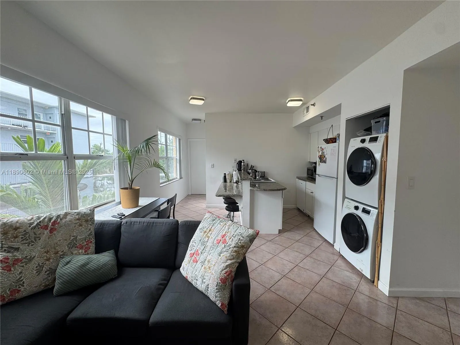 1255 Pennsylvania Ave, #307