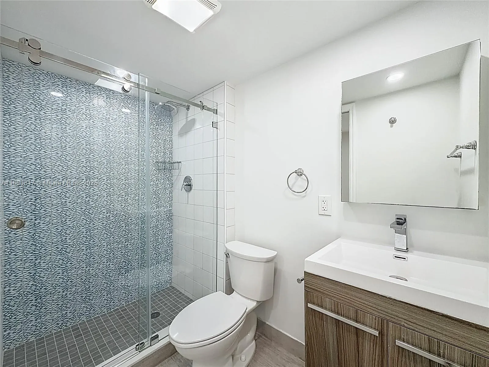 250 174th St, #1211