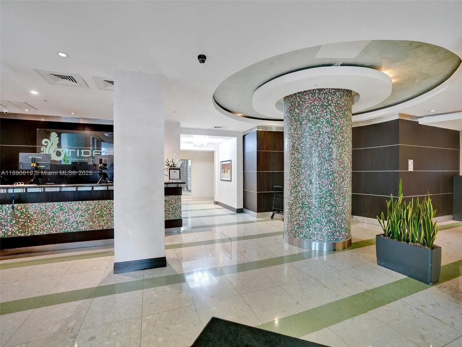 3901 S Ocean Dr, #6V