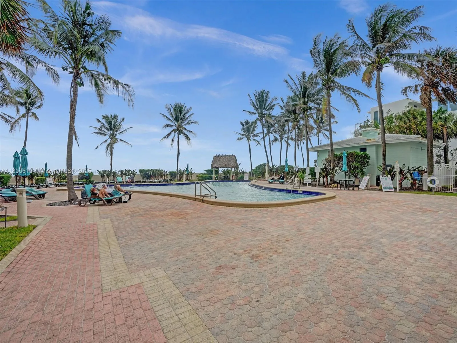 3901 S Ocean Dr, #6V