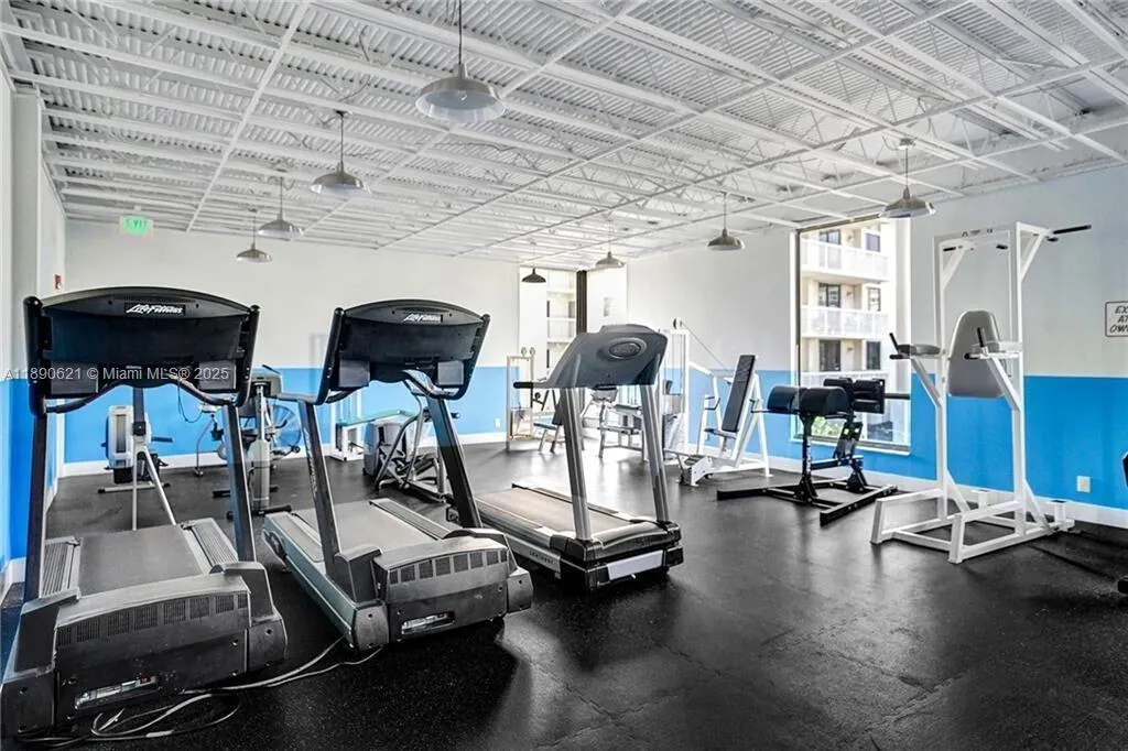 1600 S Ocean Dr, #15J