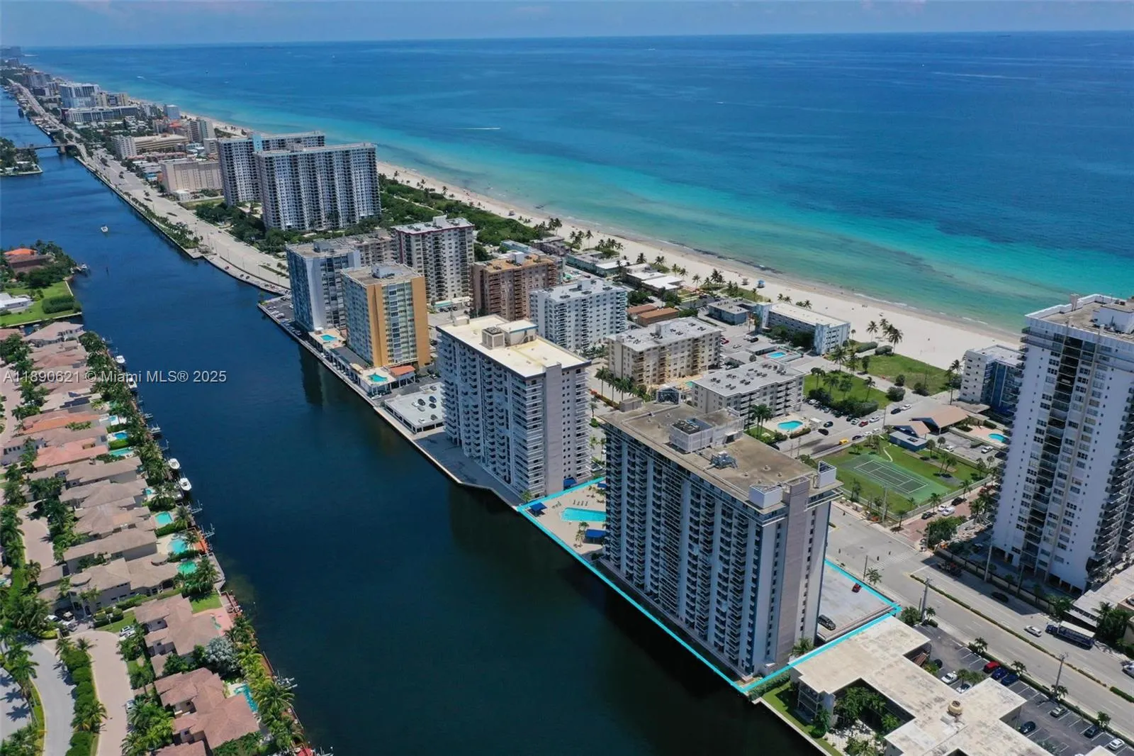 1600 S Ocean Dr, #15J