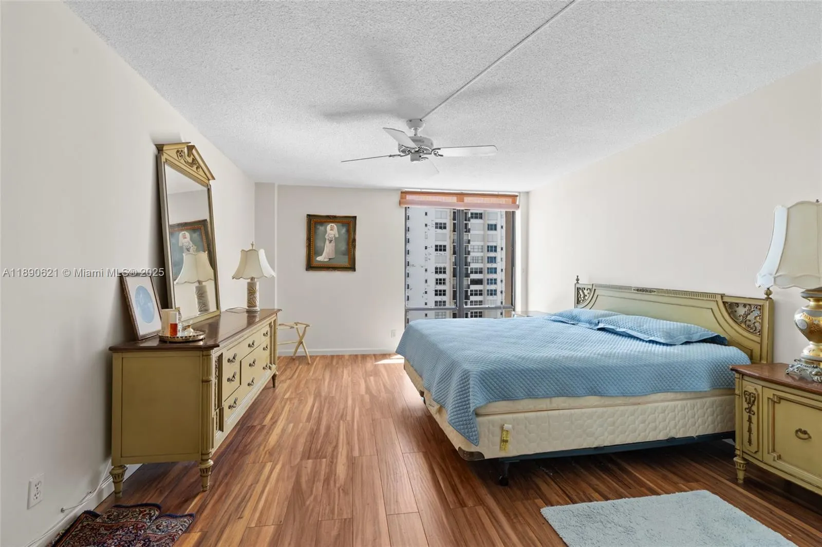 1600 S Ocean Dr, #15J