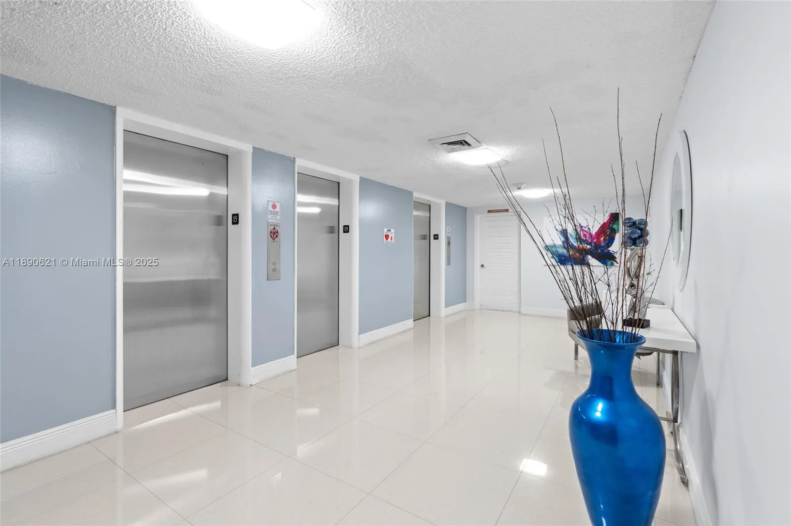 1600 S Ocean Dr, #15J