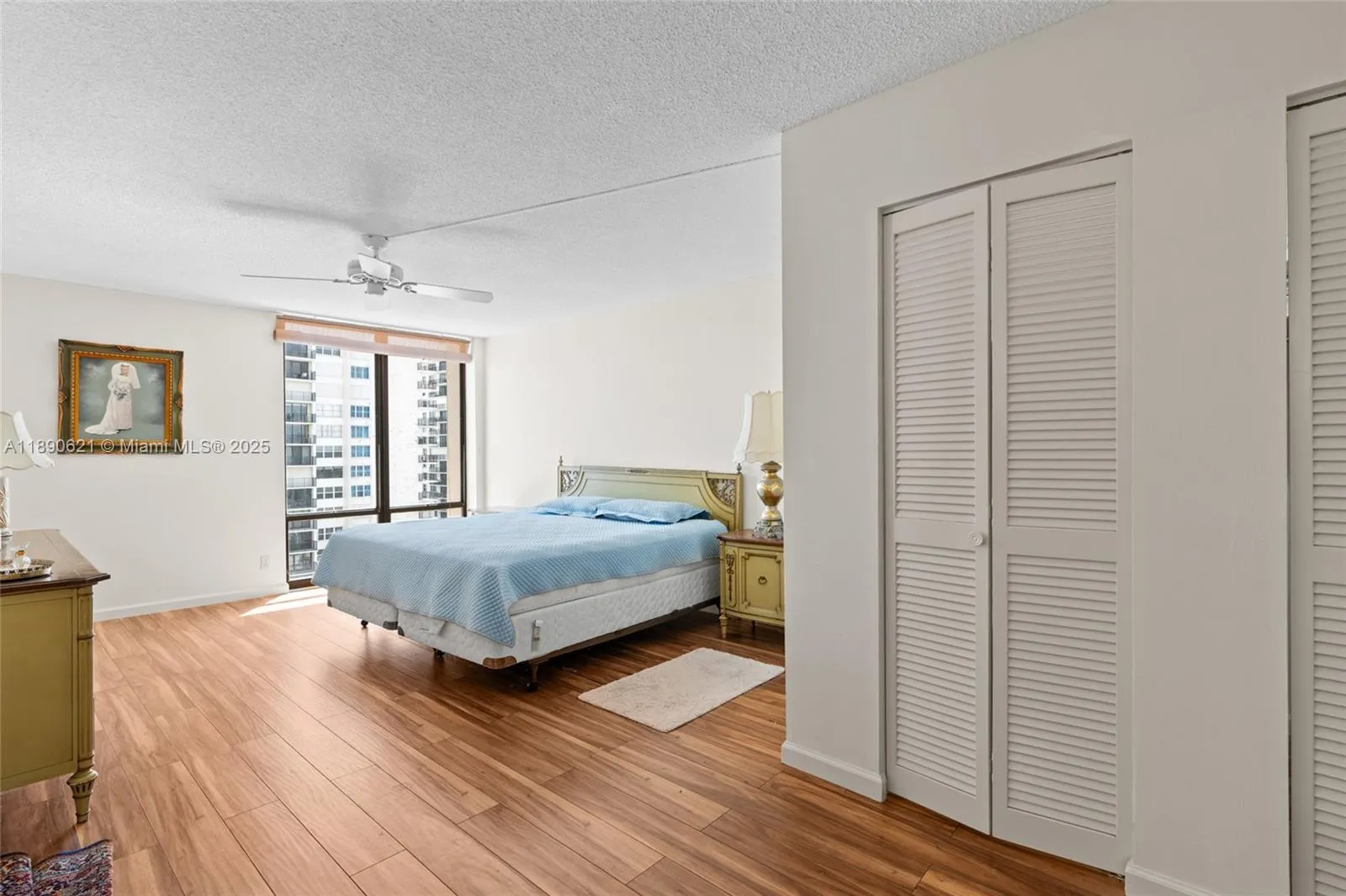 1600 S Ocean Dr, #15J
