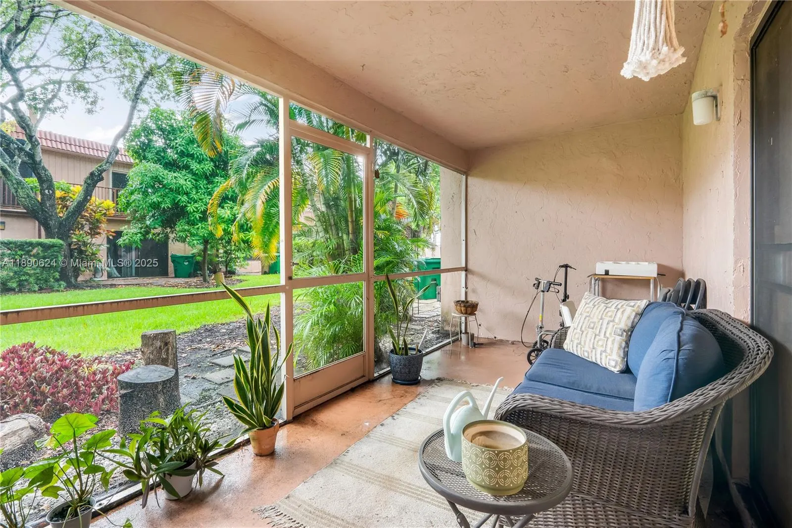 3 Laredo Pl, #6-10