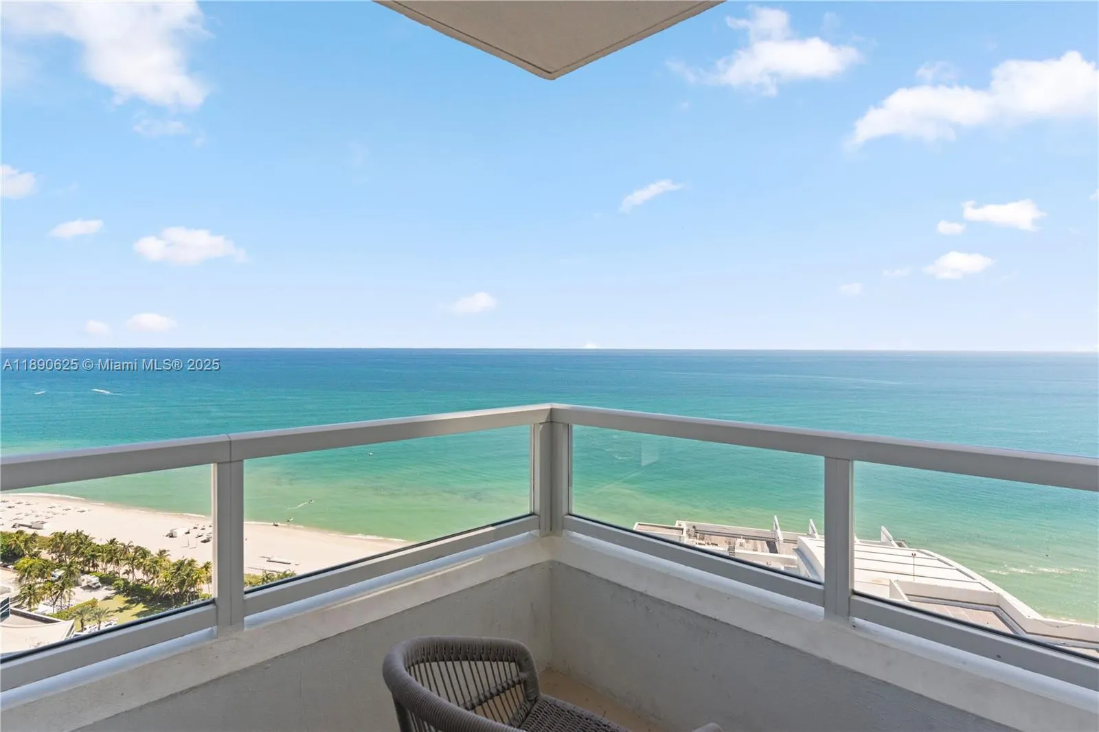 4401 Collins Ave, #3003