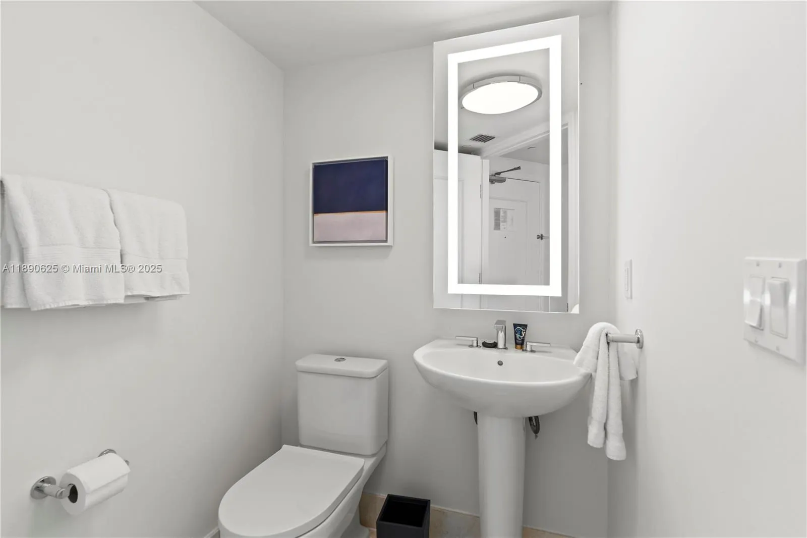 4401 Collins Ave, #3003