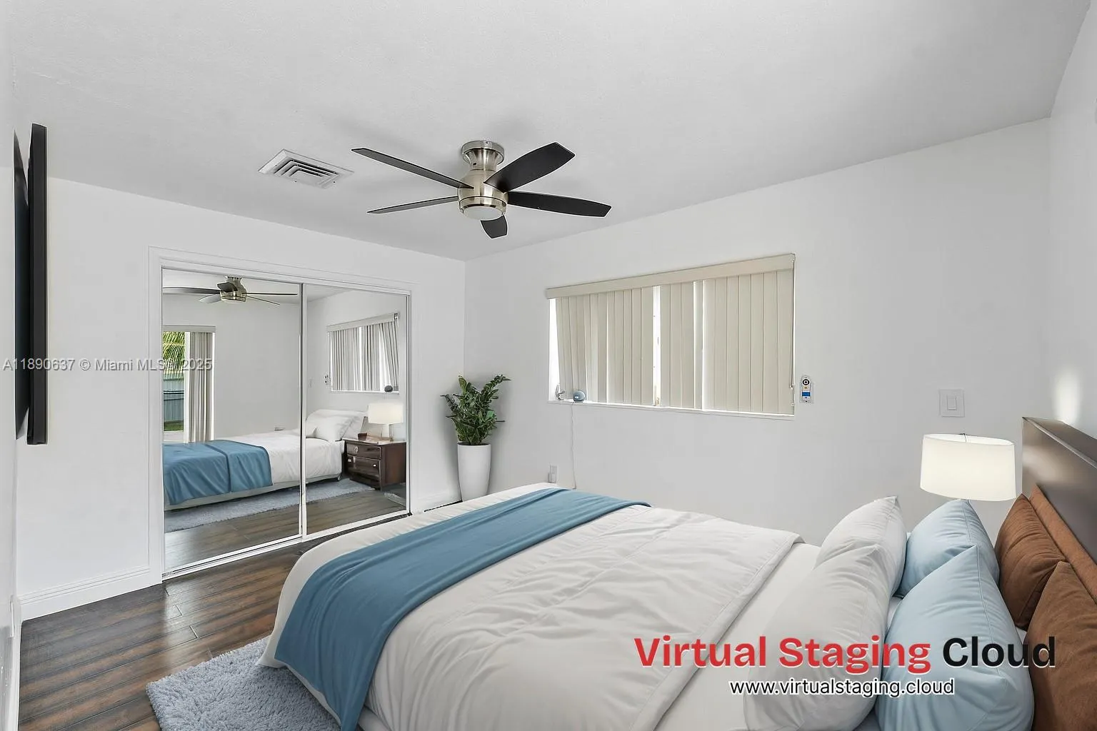 2261 Utopia Dr