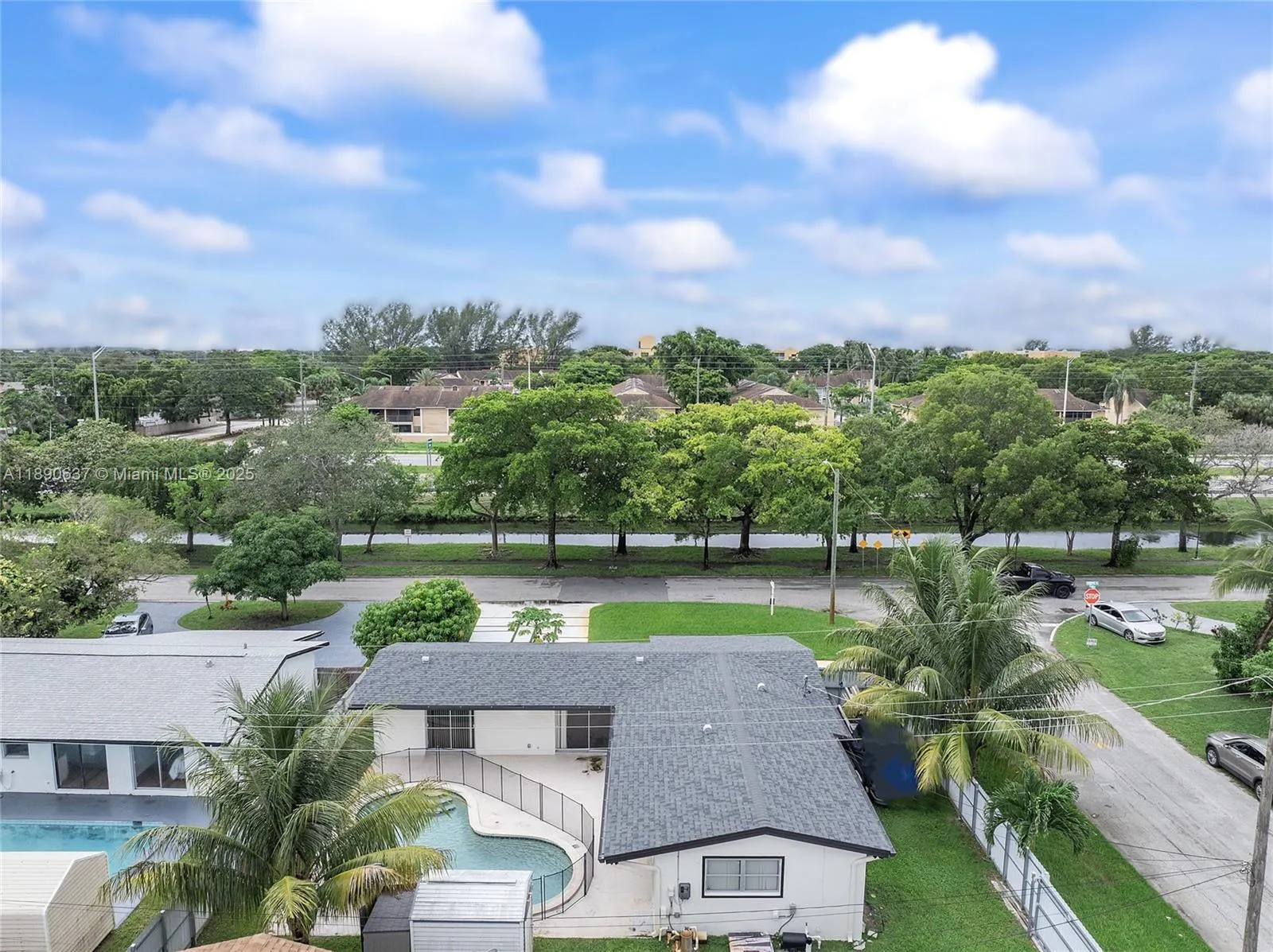 2261 Utopia Dr