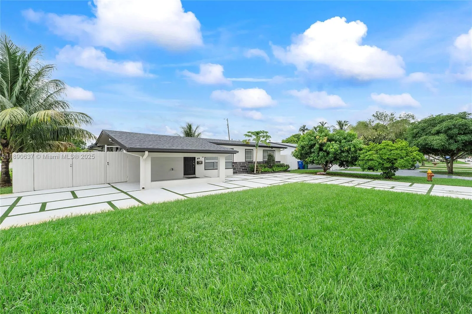2261 Utopia Dr