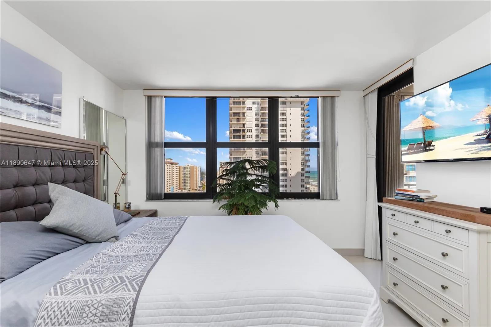 2401 S Ocean Dr, #1405