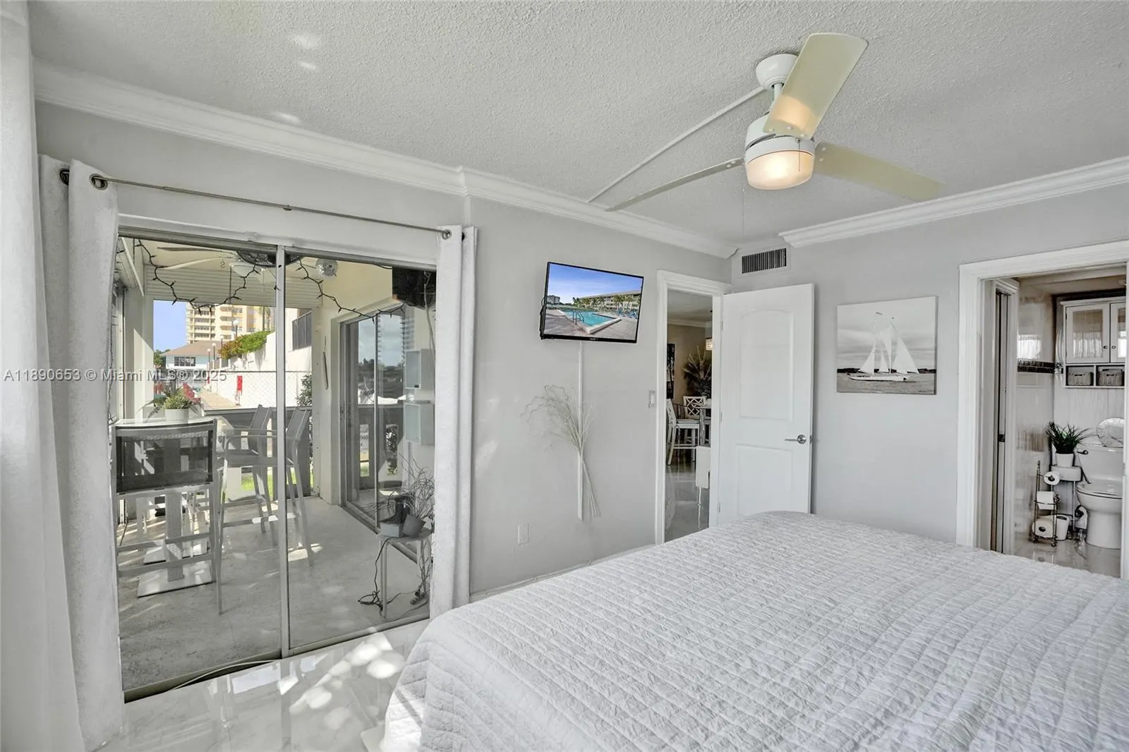 1889 S Ocean Dr, #114