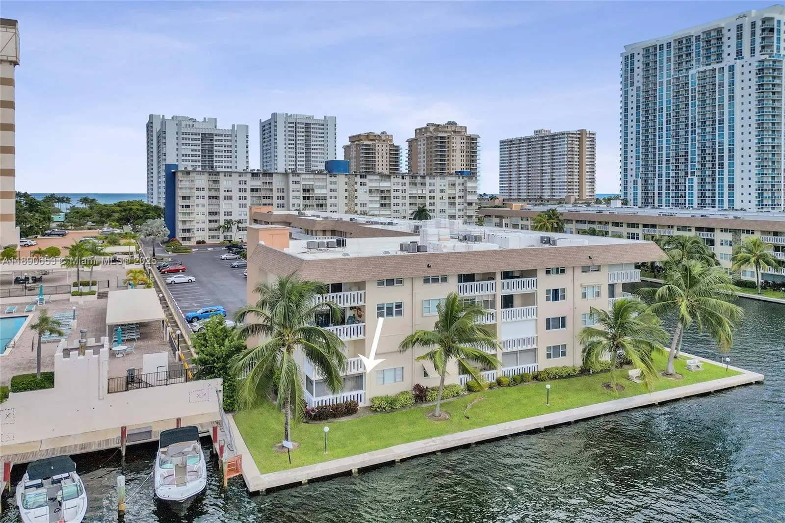 1889 S Ocean Dr, #114