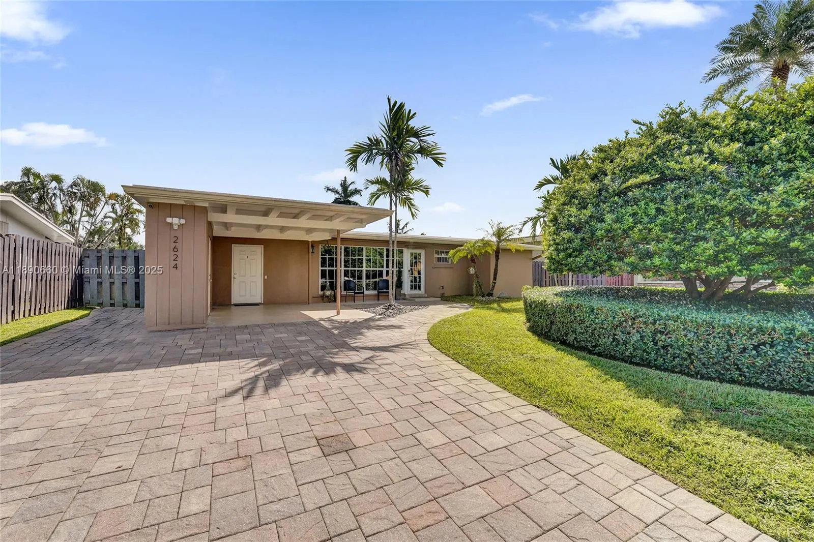 2624 Nassau Ln