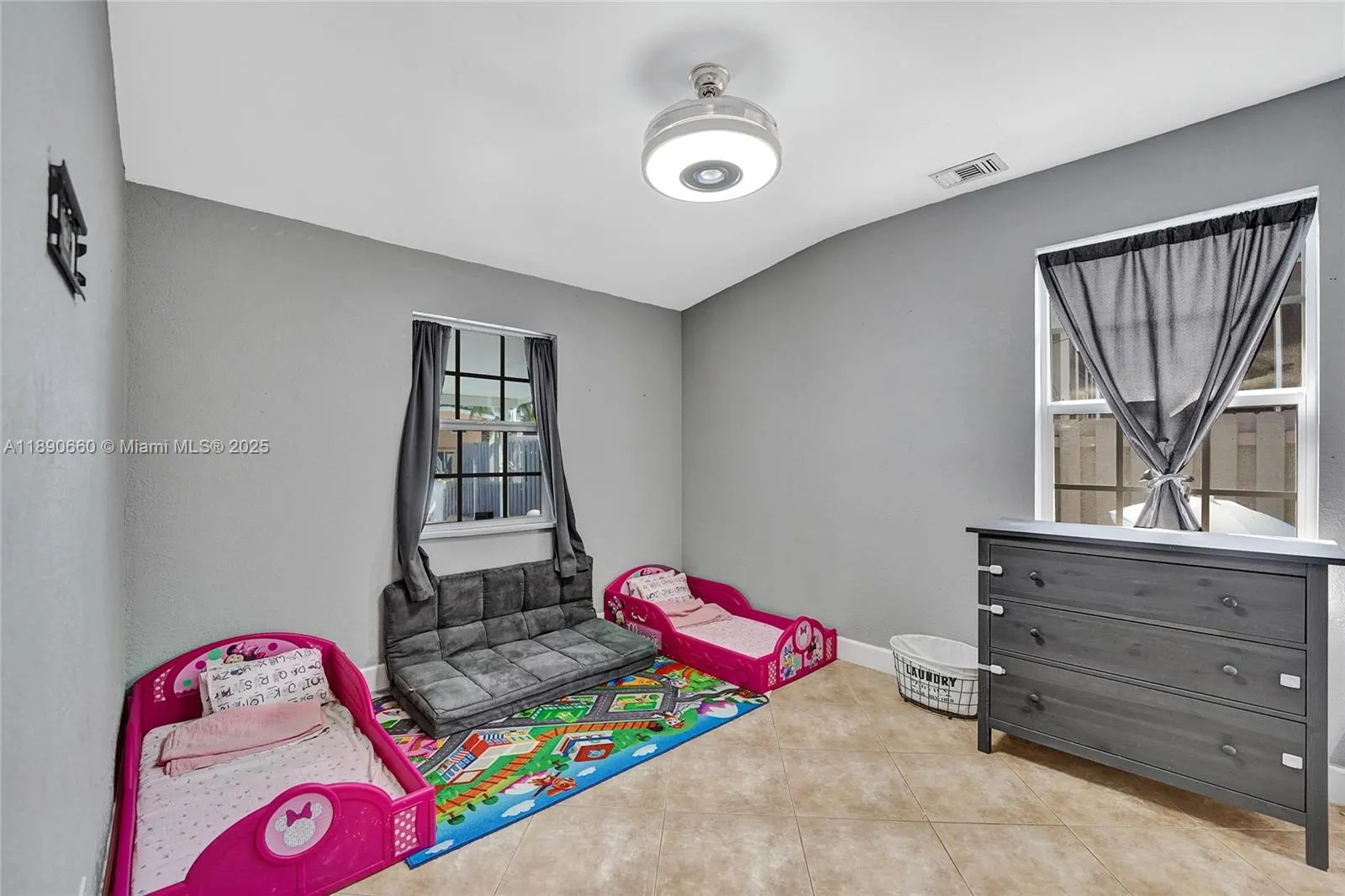 2624 Nassau Ln