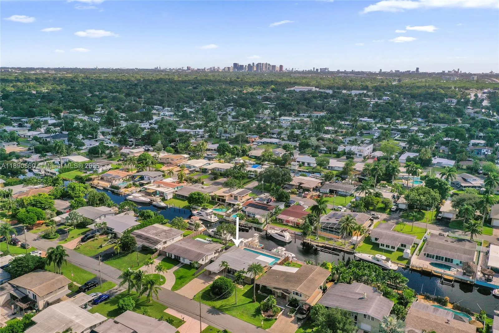 2624 Nassau Ln