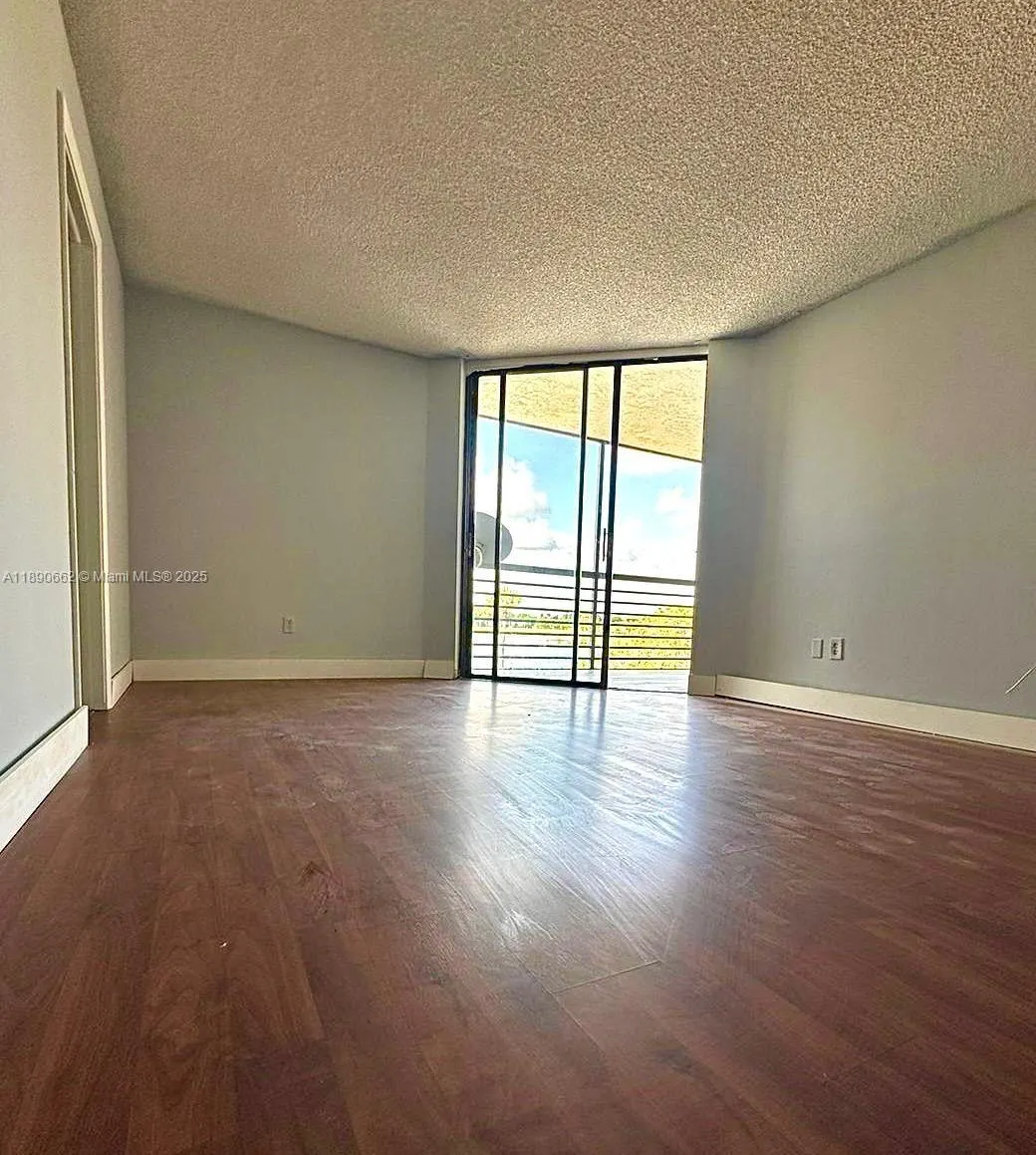 20840 San Simeon Way, #305
