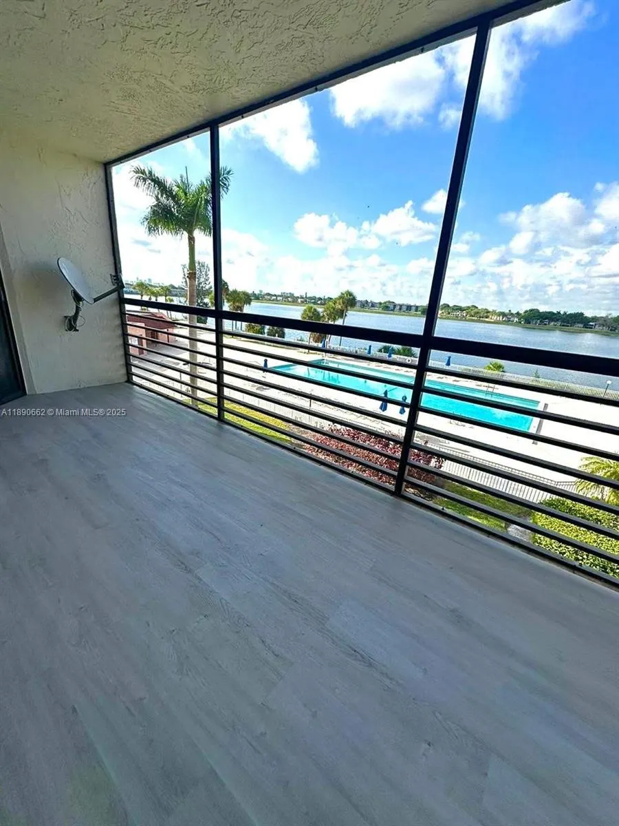 20840 San Simeon Way, #305