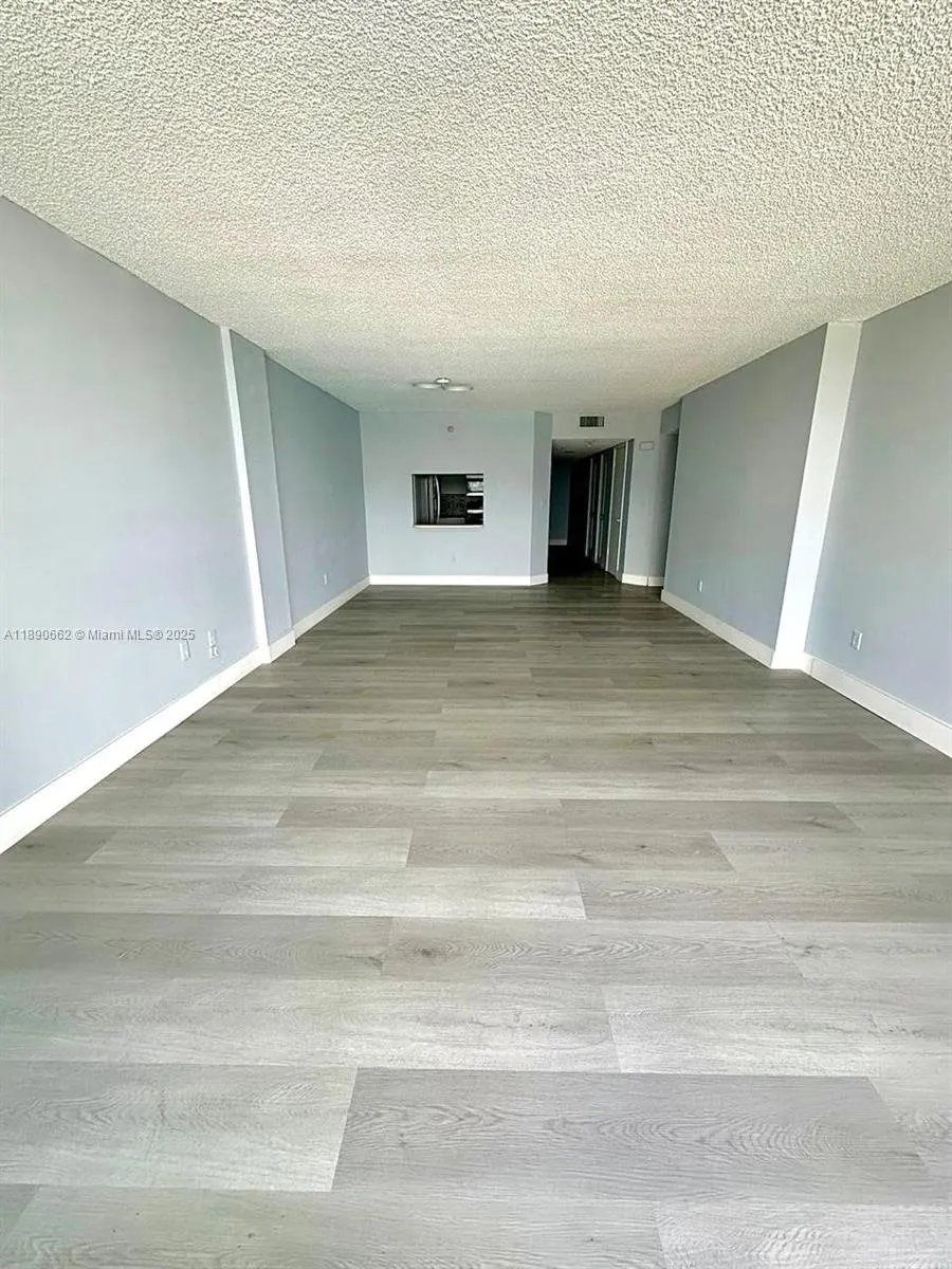 20840 San Simeon Way, #305