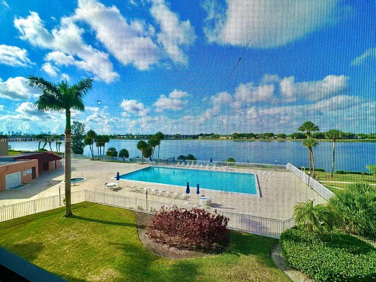 20840 San Simeon Way, #305