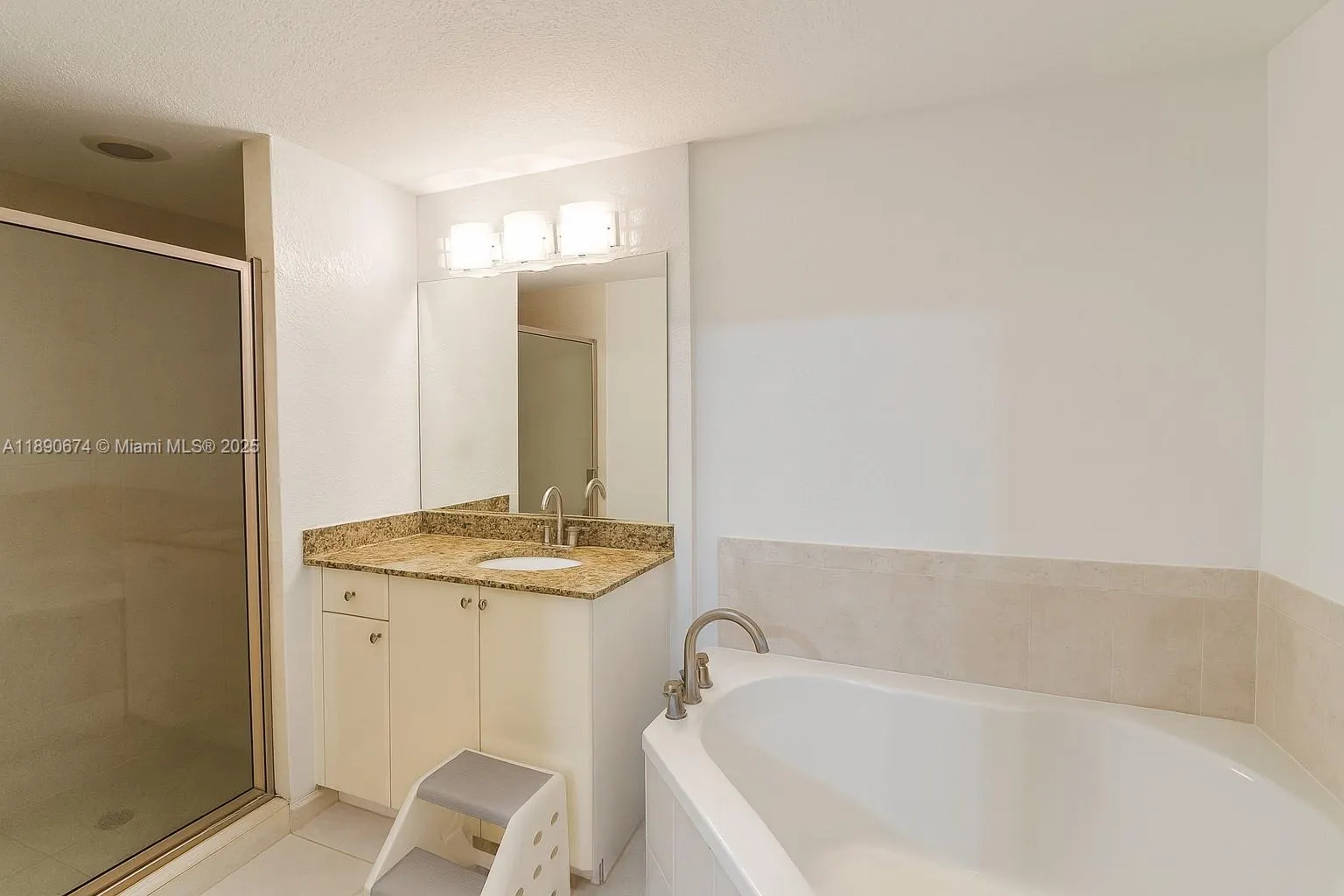 1830 Radius Dr, #308