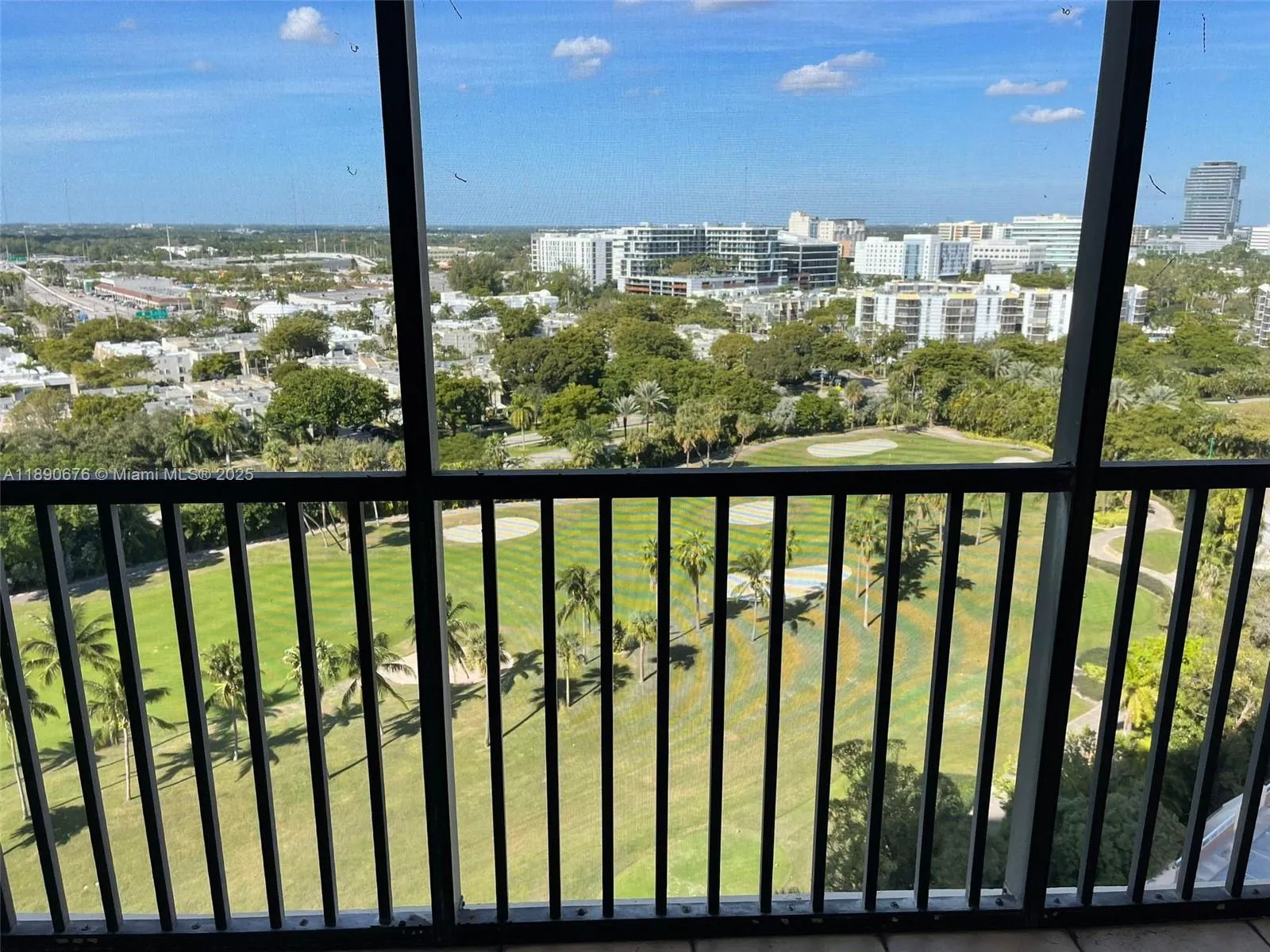 20335 W Country Club Dr, #1701