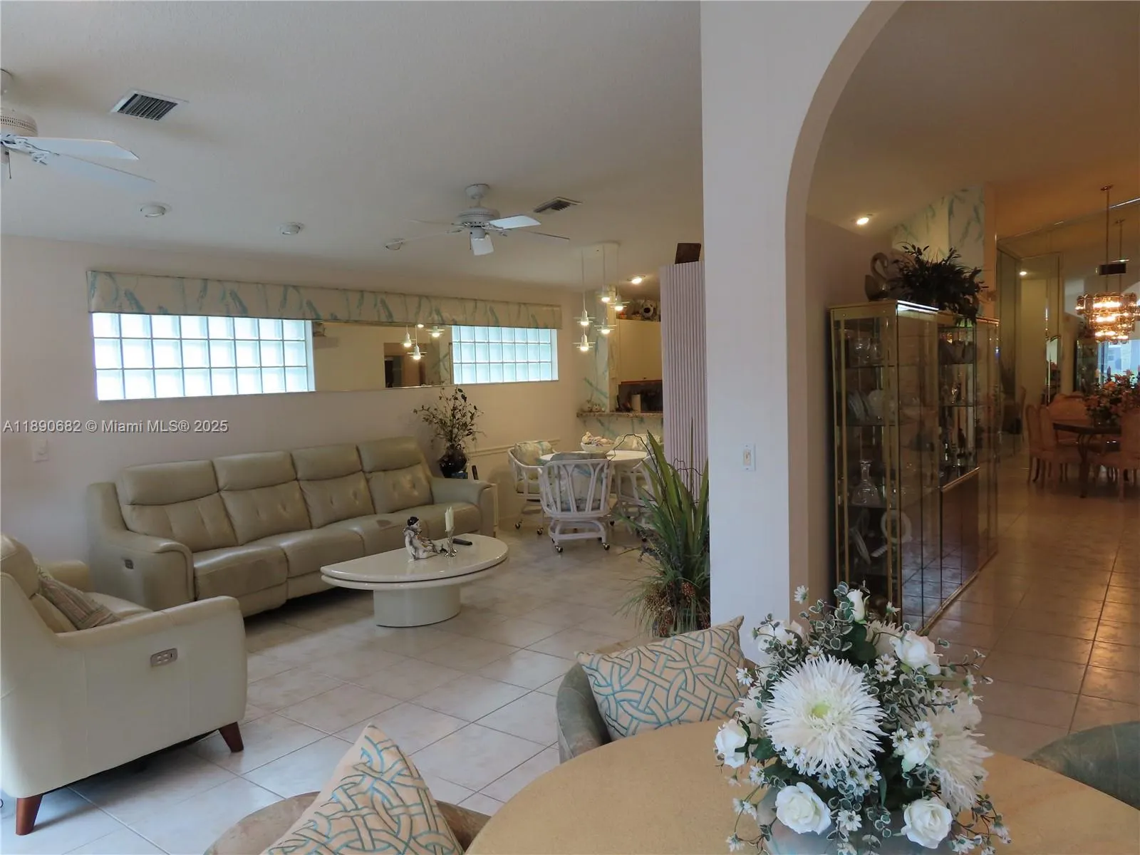 9755 Harbour Lake Cir