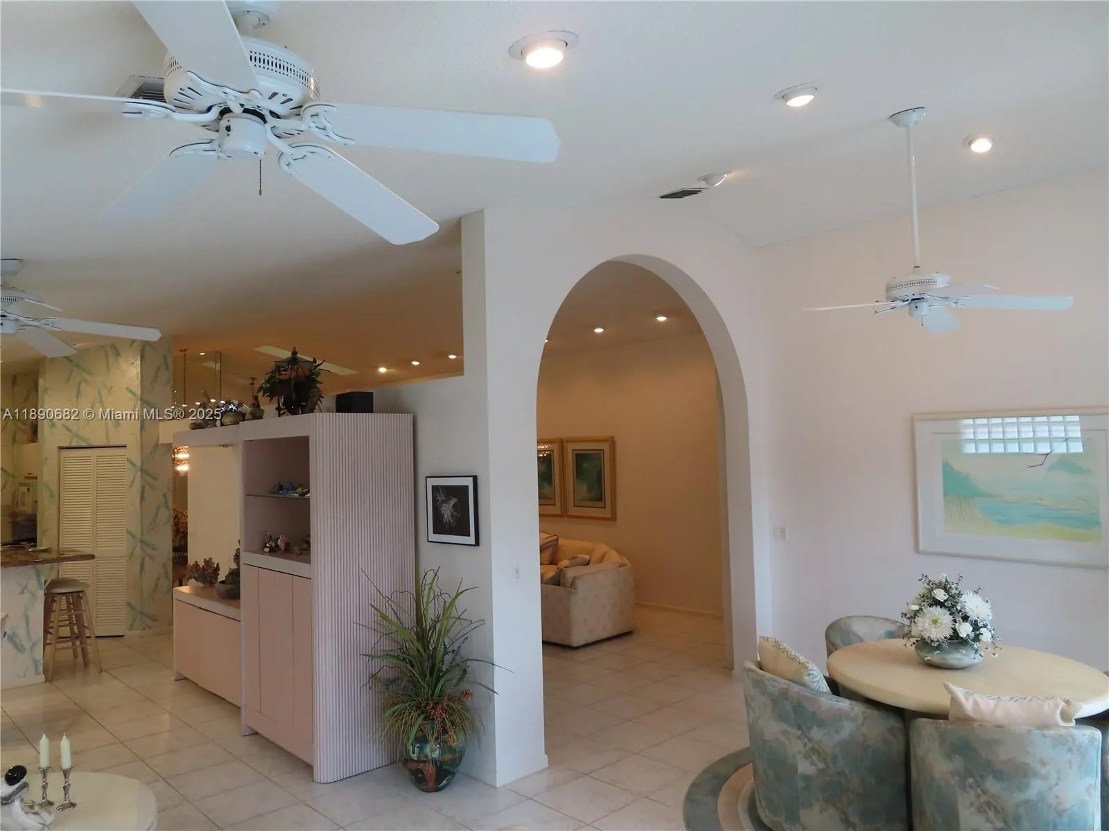 9755 Harbour Lake Cir