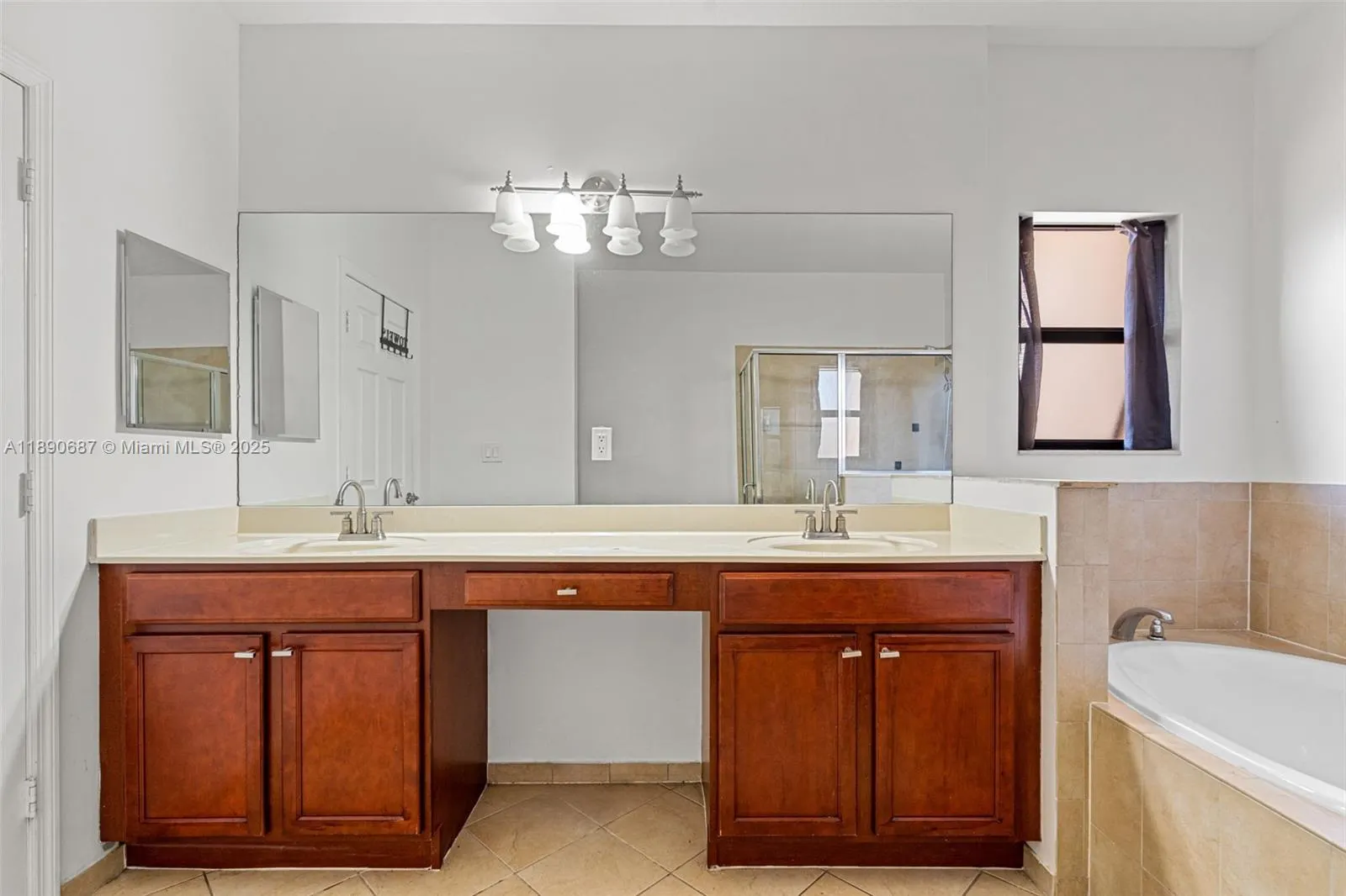 149 SE 36th Pl