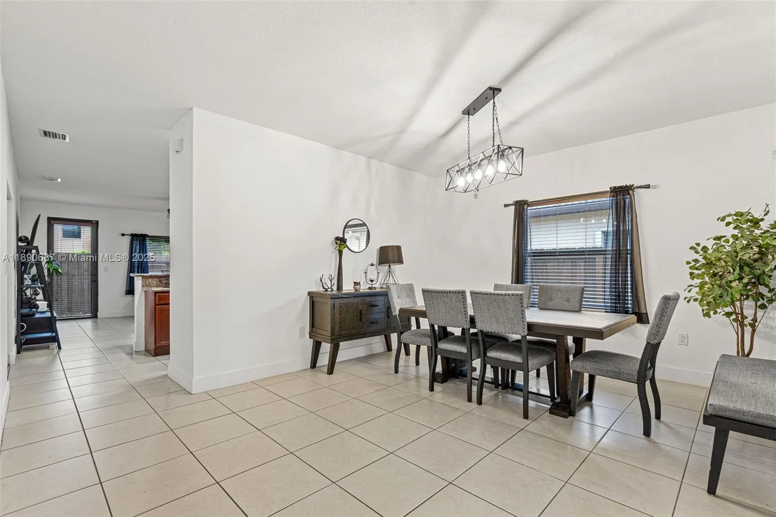 149 SE 36th Pl