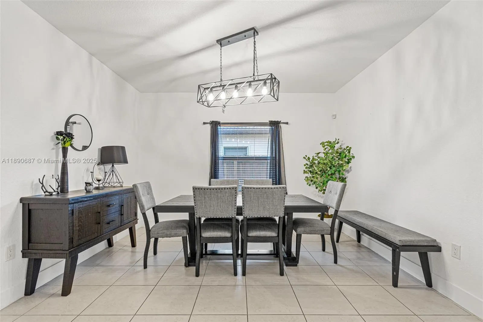 149 SE 36th Pl