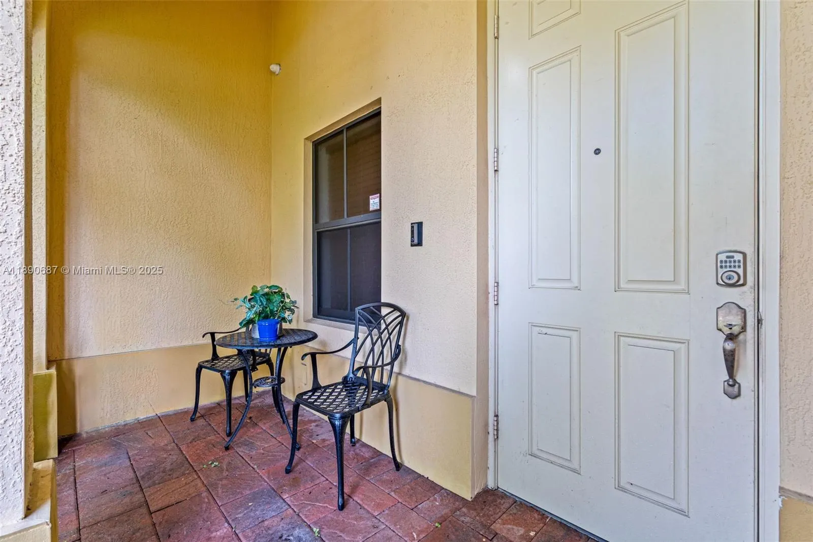 149 SE 36th Pl