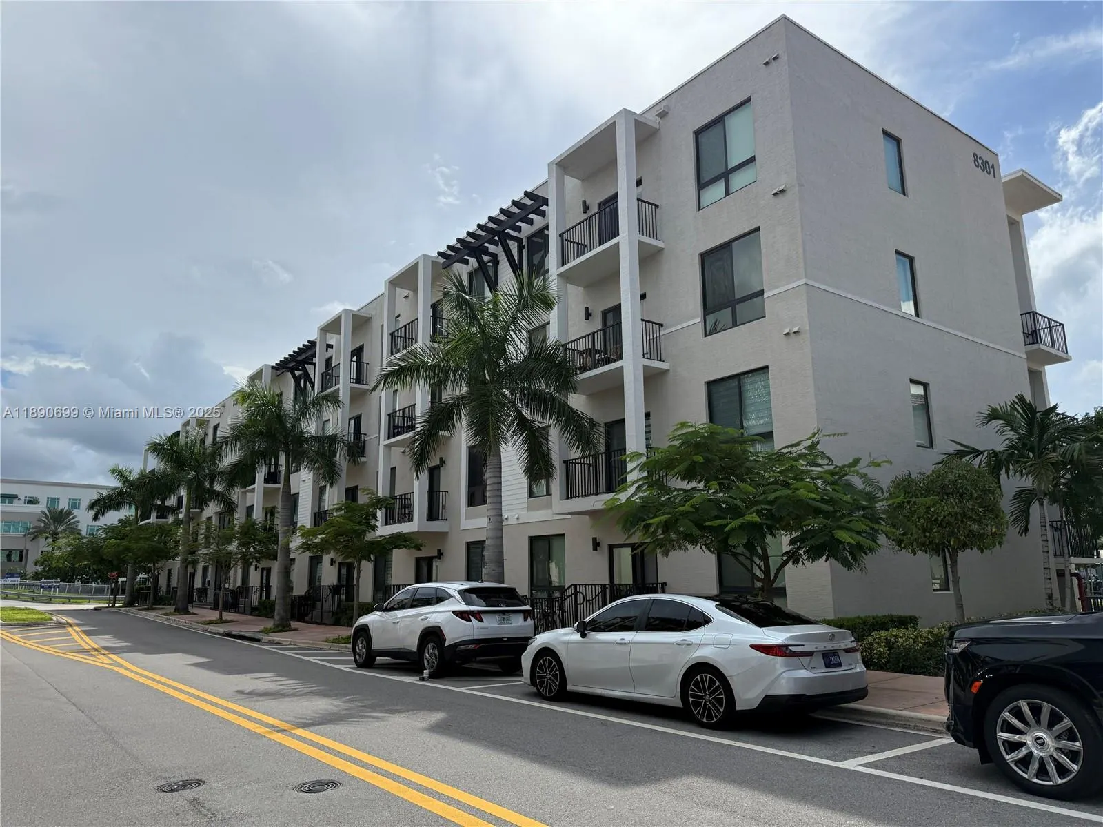 8301 NW 41st St, #B-409