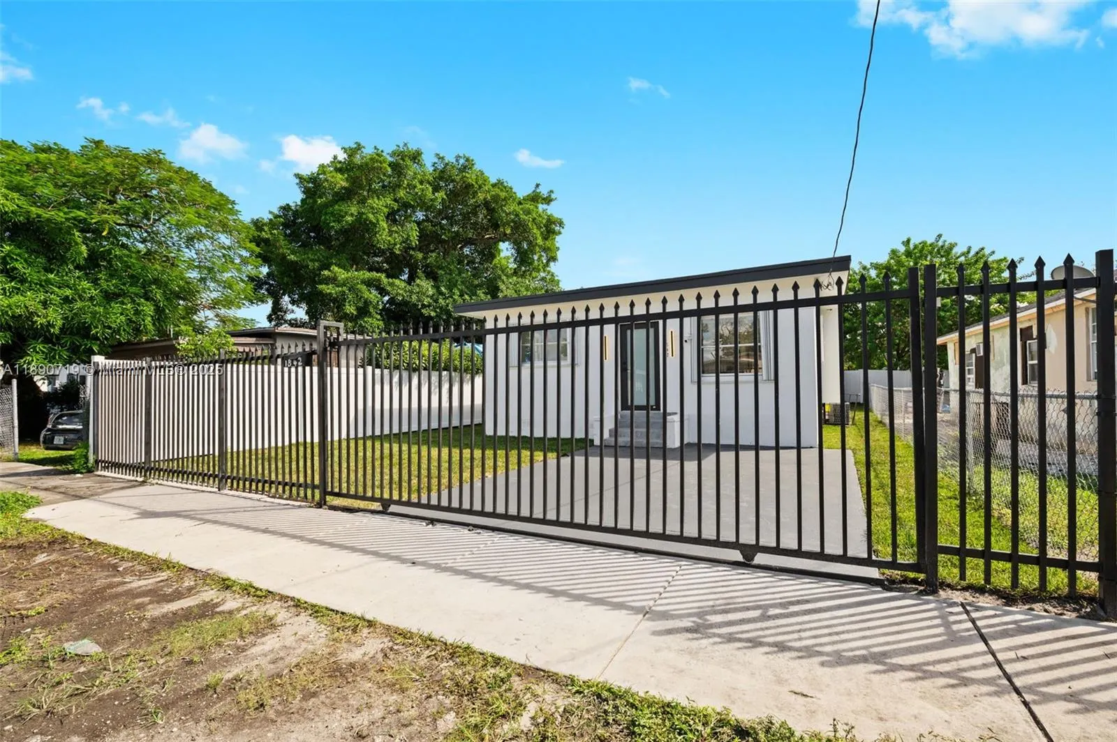 1842 NW 67th St